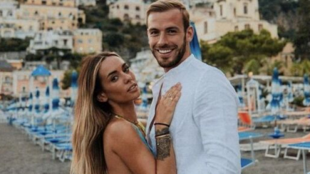 Julien Bert r&eacute;agit aux deux fausses couches de son ex Hilona qui ont &eacute;t&eacute; les raisons de leur rupture.