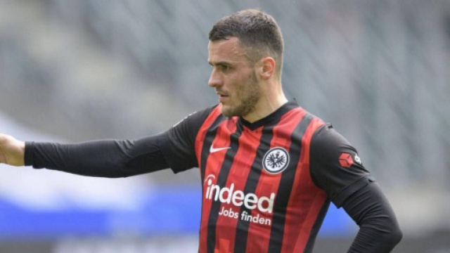 Filip Kostic potrebbe trasferirsi alla Juve.