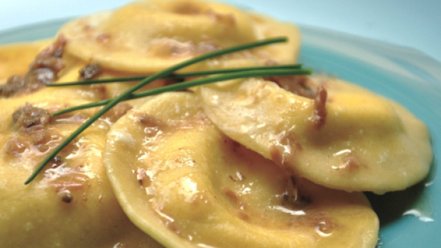 Ravioli con acciuga, uno stupendo piatto della tradizione siciliana.
