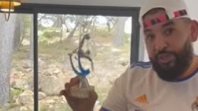 Mohamed Henni parodie Kylian Mbapp&eacute; et fait le buzz (capture YouTube)