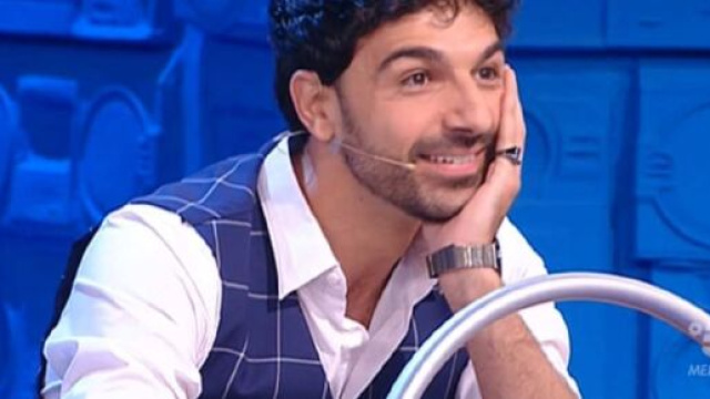 Amici, Raimondo Todaro sarebbe stato riconfermato tra i professori.