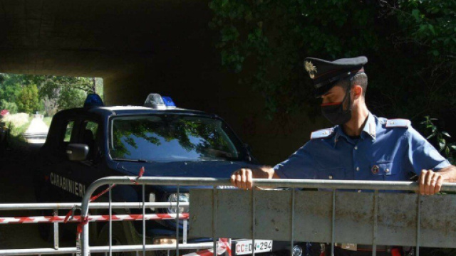 Sarzana, uccisa 35enne: corpo abbandonato sul greto di un torrente.