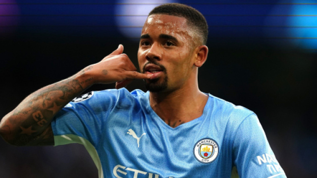 Inter, idea Senesi per rinforzare la difesa: Juventus e Milan vorrebbero Gabriel Jesus.
