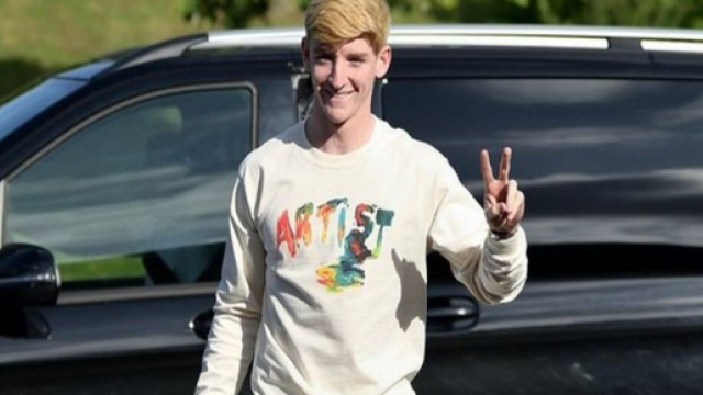 Anthony Gordon lors de son retour &agrave; l'entra&icirc;nement &agrave; Everton Source : Capture Twitter