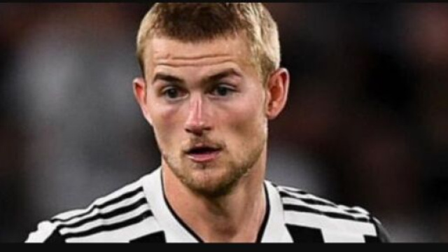 Juventus, i tifosi chiedono a De Ligt di restare