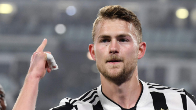 Juventus, de Ligt starebbe cambiando idea sul suo futuro, ora potrebbe restare in bianconero