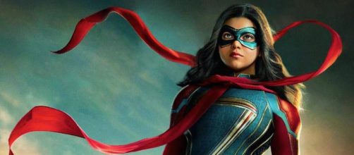 Atriz Iman Vellani caracterizada como Ms. Marvel (Divulga&ccedil;&atilde;o/Marvel)