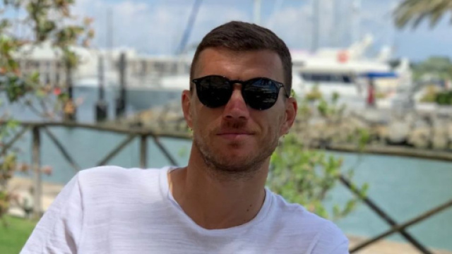Il giocatore dell'Inter Dzeko potrebbe trasferirsi alla Juventus.