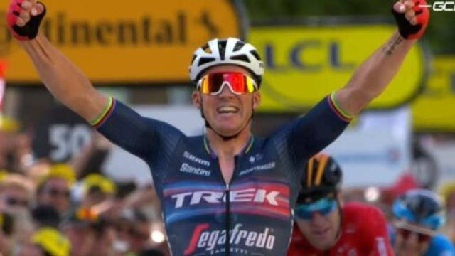 La vittoria di Mads Pedersen nella tappa di Sant'Etienne del Tour de France