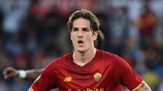 Nicol&ograve; Zaniolo, centrocampista della Roma.