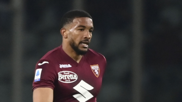 Glieson Bremer (25 anni) sarebbe conteso da Inter e Juventus.
