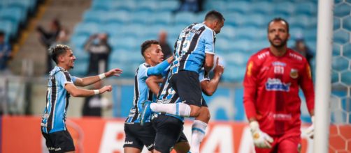 Gr&ecirc;mio &eacute; um dos que estar&atilde;o em campo nesta ter&ccedil;a (Lucas Uebel/Gr&ecirc;mio)