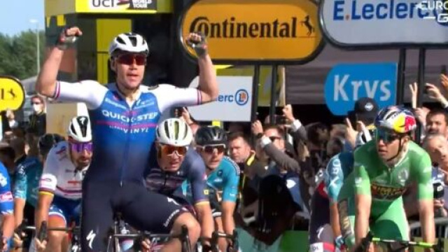 La vittoria di Fabio Jakobsen nella tappa di Nyborg del Tour de France.