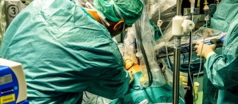 Milano, intervento salvavita da record al Niguarda: rimosso aneurisma gigante a una 24enne