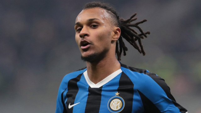 Inter, su Lazaro ci sarebbe l'Atalanta: il Bologna penserebbe a Ounas.