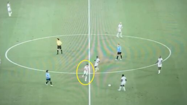 Marquinhos r&eacute;primand&eacute; par Galtier en plein match. (cr&eacute;dit Twitter)