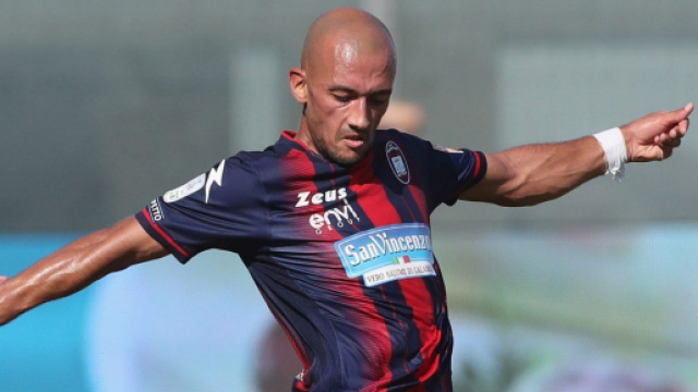 Crotone, Benali vicino alla Ternana