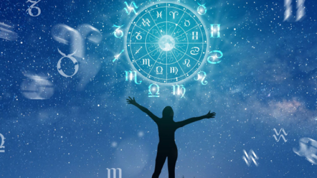 L'oroscopo del giorno 30 luglio: Acquario vola in amore, Bilancia ottimista (2&ordf; tranche).
