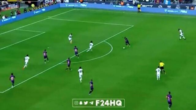 Raphinha en feu avec le Bar&ccedil;a cette nuit contre le Real Madrid. (cr&eacute;dit Twitter)