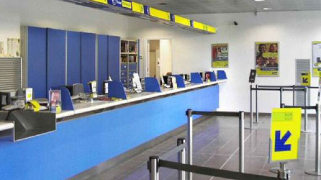 Poste italiane cerca sportellisti, portalettere e consulenti: cv online