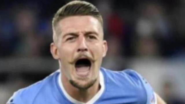 Sergej Milinkovic Savic, centrocampista.