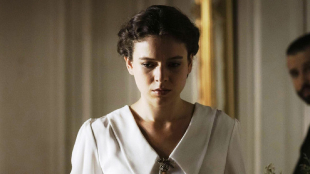 Una Vita spoiler al 07/08: Genoveva fa pressioni ad Ignacio per interrompere la gravidanza.