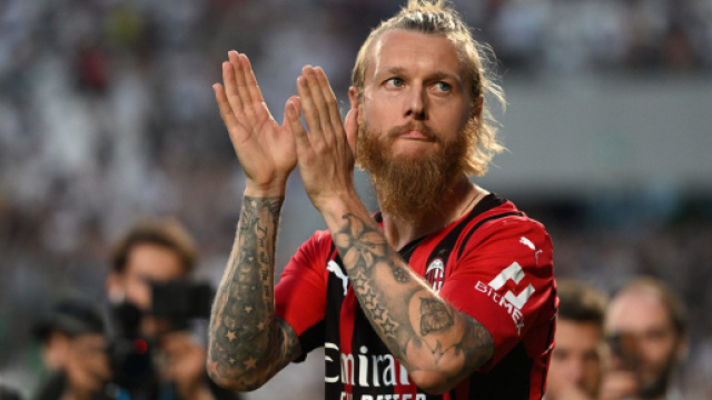 Kjaer, difensore centrale del Milan.