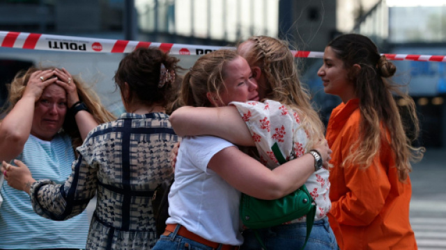 Spari in un centro commerciale di Copenhagen, tre morti.