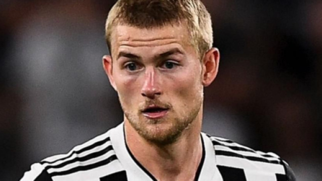 In foto Matthijs de Ligt, difensore della Juventus.