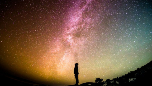 Oroscopo gioved&igrave; 7 Luglio: il Toro continua ad avere un periodo positivo. Sagittario &egrave; indeciso sul da farsi.