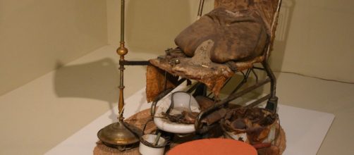 Edward Kienholz' 'The Illegal Operation' (Image source: Amaury Laporte/Flickr)