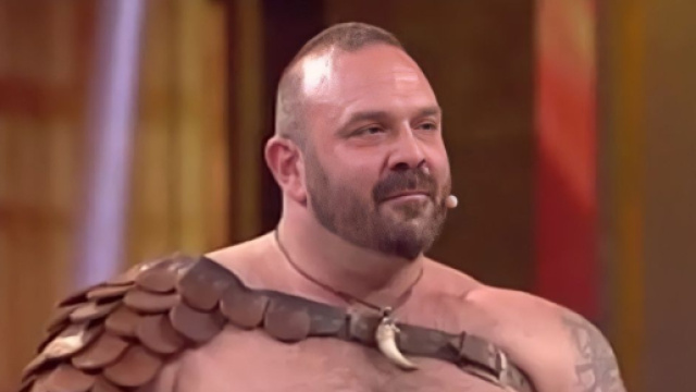 Avanti un altro, Emanuele Vaccarini &egrave; deceduto: era il gladiatore nello show di Bonolis.