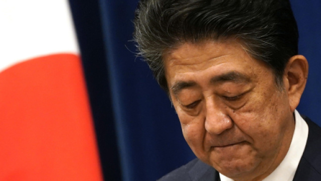 Giappone, l'ex premier Shinzo Abe ucciso in un attentato durante un comizio elettorale.
