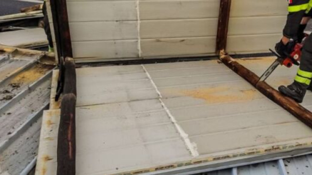 Maltempo in Calabria: pioggia, grandine e raffiche di vento.