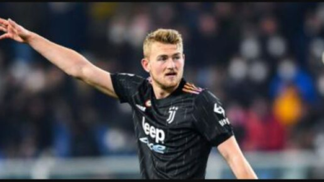 Juventus, De Ligt non dovrebbe partire senza un sostituto.