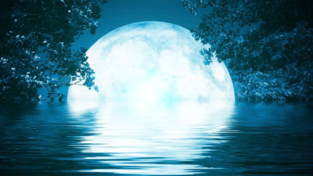 L'oroscopo del giorno 14 luglio: Luna in Acquario, Sole trigono per Pesci (2^ parte).