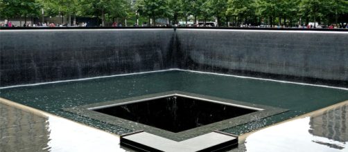 9/11 Memorial: "Reflecting Absence&rdquo; by architect Michael Arad (Image source: Pom'/Flickr)