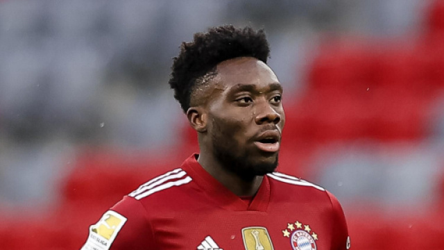 Calciomercato Juve: sogno Davies per la fascia.