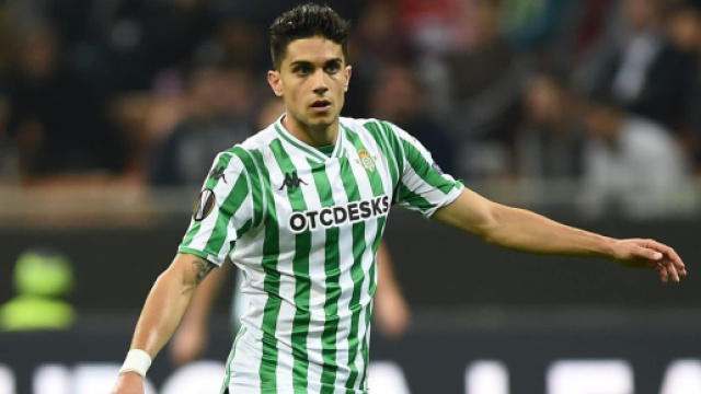 Inter, idea Marc Bartra per la difesa.