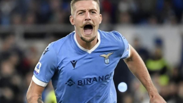 Sergej Milinkovic Savic, centrocampista.