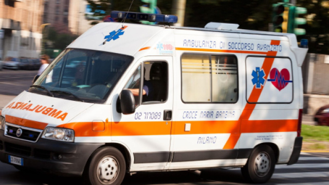 Como, tre diverse aggressioni nella stessa zona: morto 76enne, feriti bimbo e giovane.