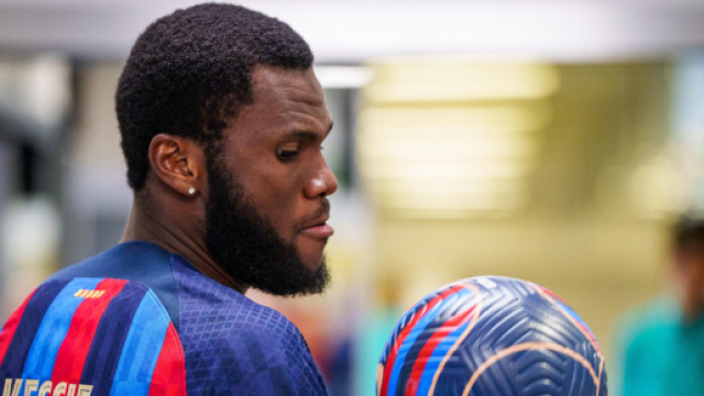 In foto Kessie, giocatore del Barcellona.