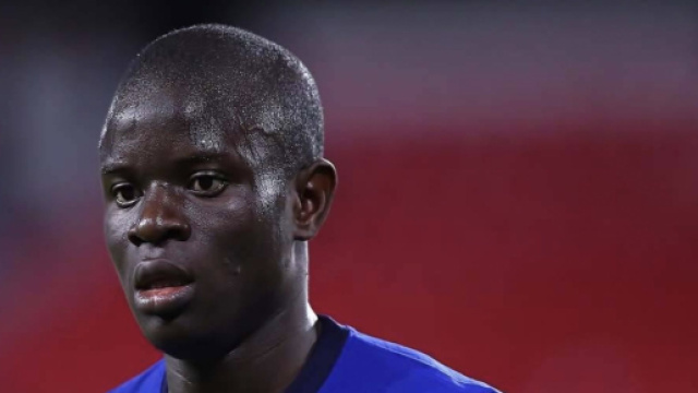 N'Gol&ograve; Kante, centrocampista francese.