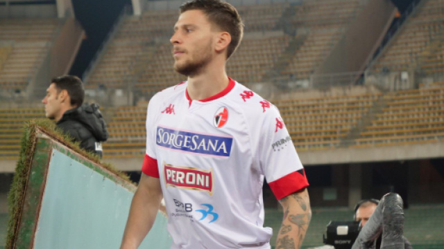 Crotone, idea Perrotta a centrocampo.