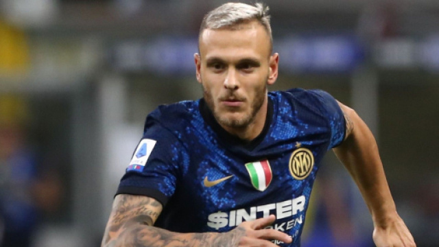 Inter, club di Premier League su Dimarco.