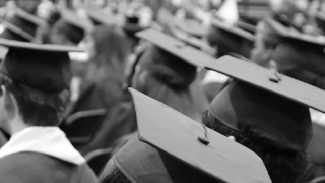 Pensioni, Anief chiede il riscatto gratuito della laurea per il personale scolastico, al fine di aggirare il ritorno della Legge Fornero.