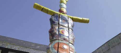 Detail of Sandy Brown&rsquo;s ceramic statue 'Earth Goddess' (Image source: BBC News)