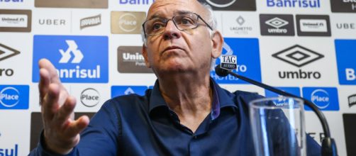 Romildo Bolzan deixar&aacute; o comando do Gr&ecirc;mio em 2022 (Lucas Uebel/Gr&ecirc;mio)