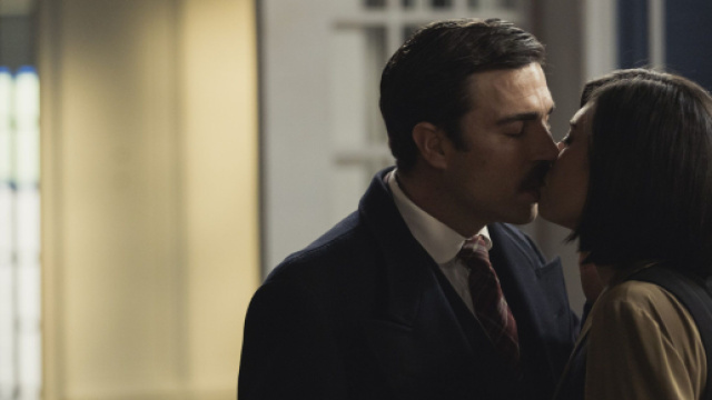 Una Vita spoiler al 02/09: Rodrigo vedr&agrave; Valeria e David in intimit&agrave; e avr&agrave; un malore.