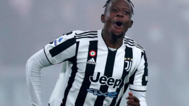Denis Zakaria, centrocampista della Juve.